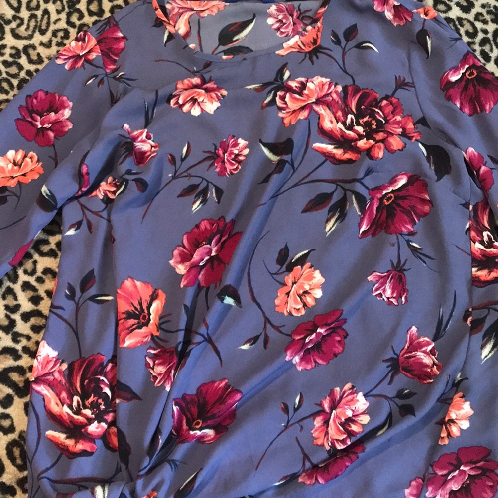 Very cute top!